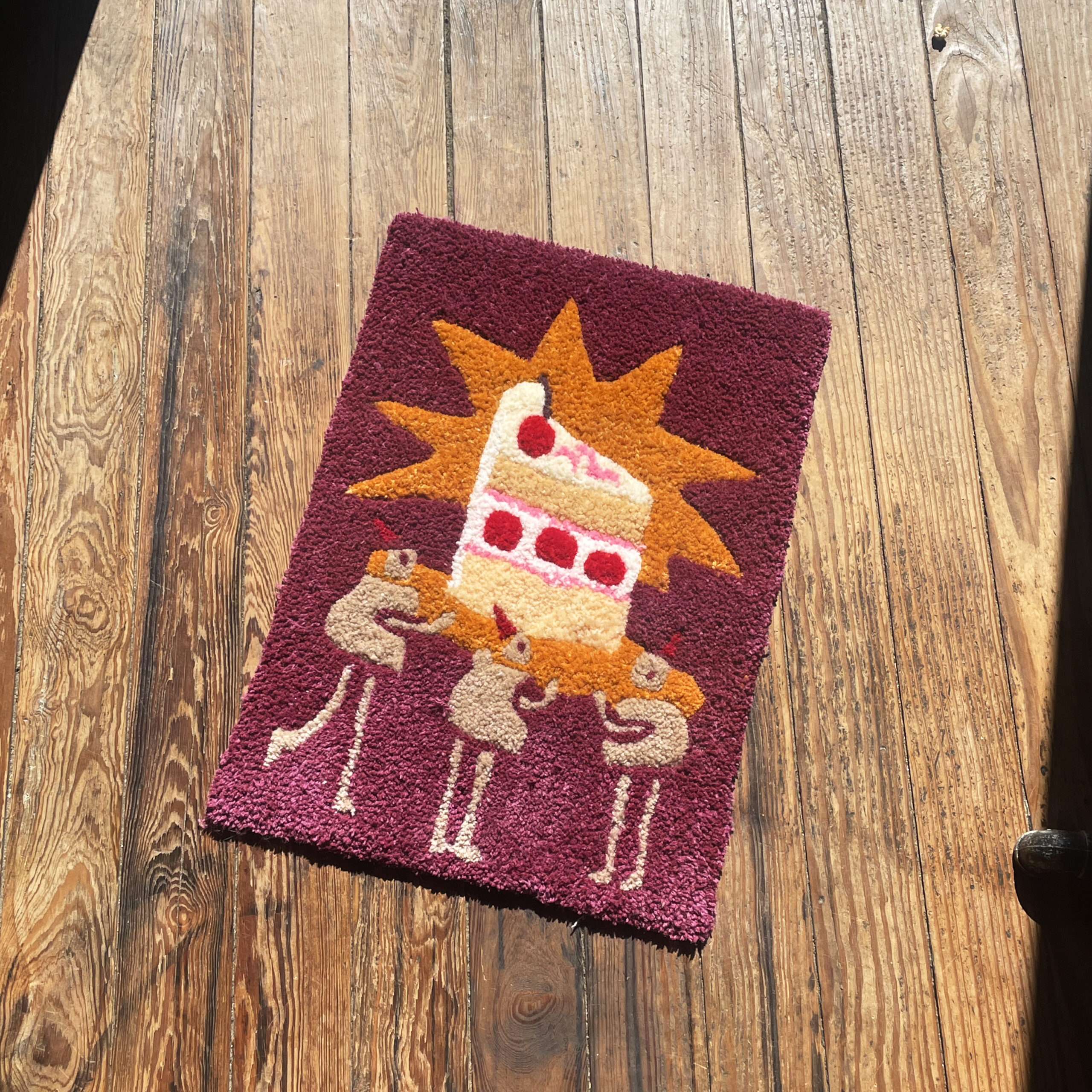 Alfombra Tres amigos y una torta - TAPIR + H0la.Luna